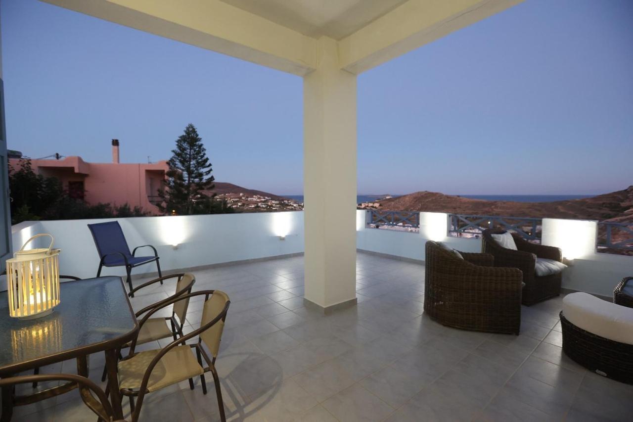 Vacation House With Stunning View - Vári Exterior photo